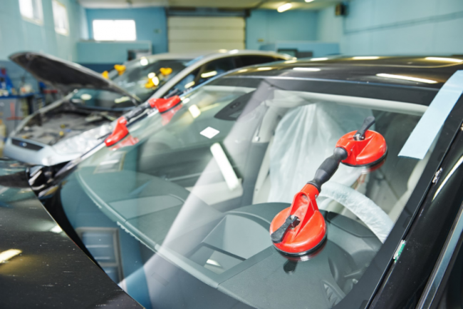 High-Quality Auto Glass Services